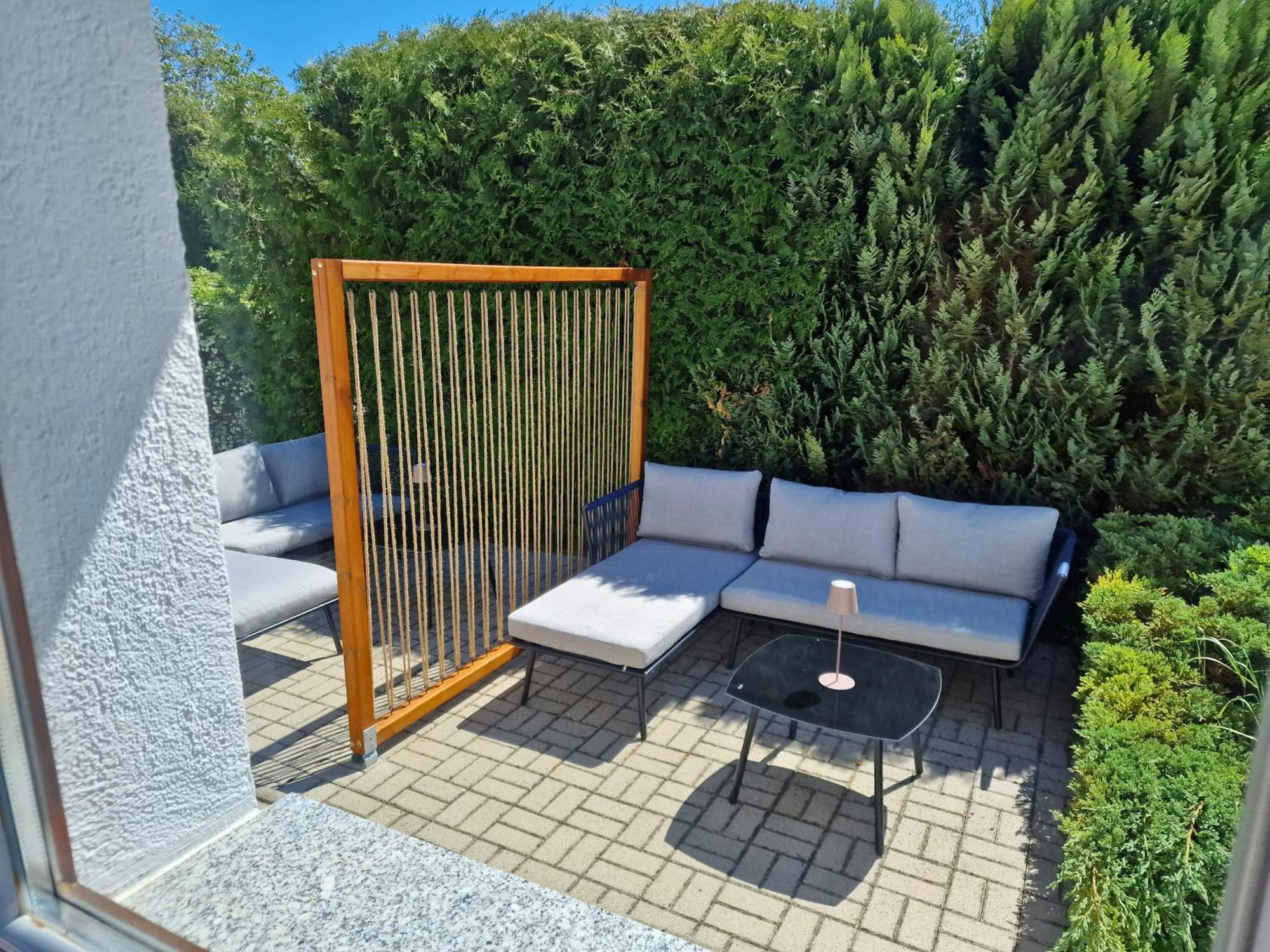 The Secret Garden - Keszthely Bed & Breakfast Exterior photo